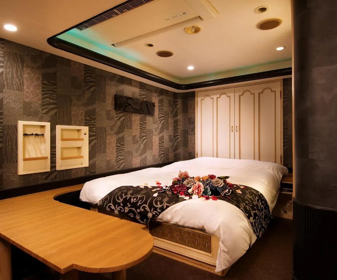 Namba Little Chapel (Adults Only) Hotel Osaka 2*,  Japan