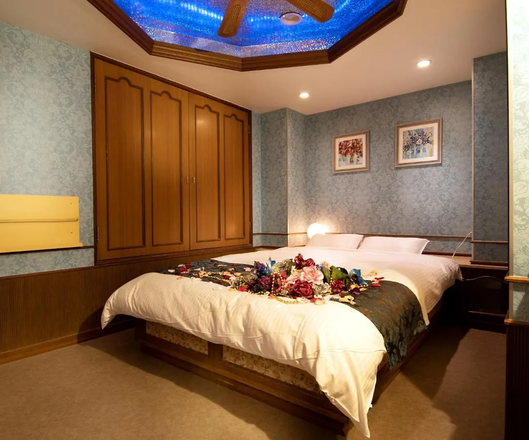 Namba Little Chapel (Adults Only) Hotel Osaka