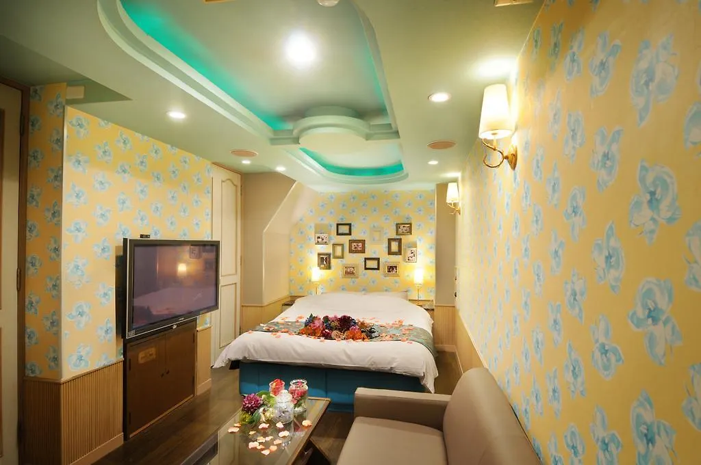 Namba Little Chapel (Adults Only) Hotel Osaka 2*,